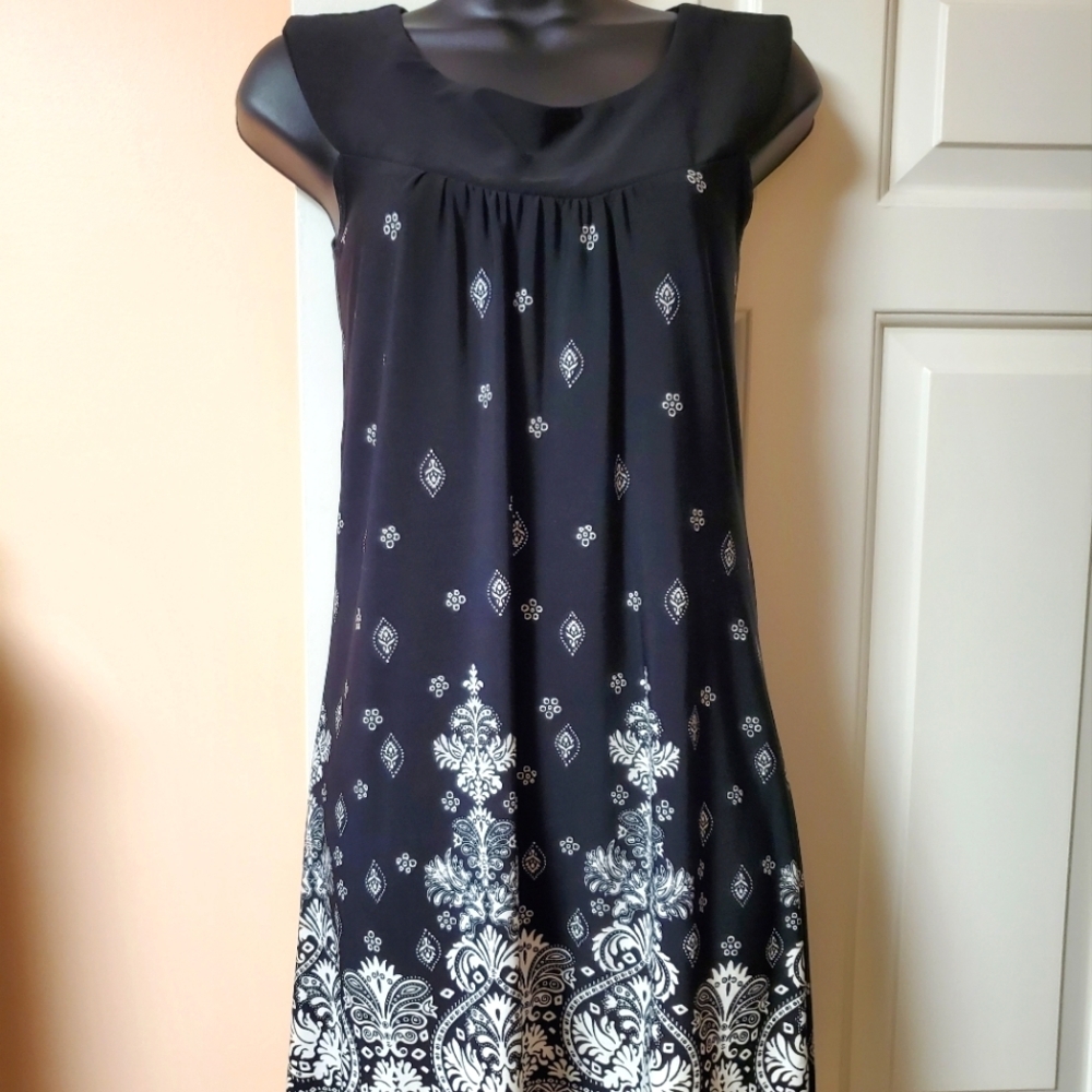 Body Central Sleeveless Dress